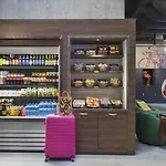 Otel Moxy Lozan
