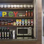 Otel Moxy