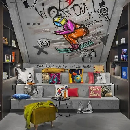 Moxy 3* Lausanne