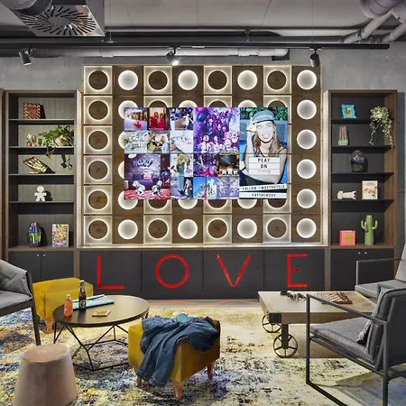 Moxy Lausanne