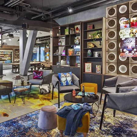 Moxy Otel