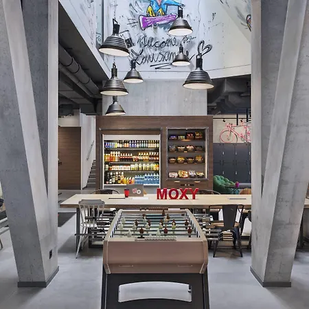 Moxy Otel