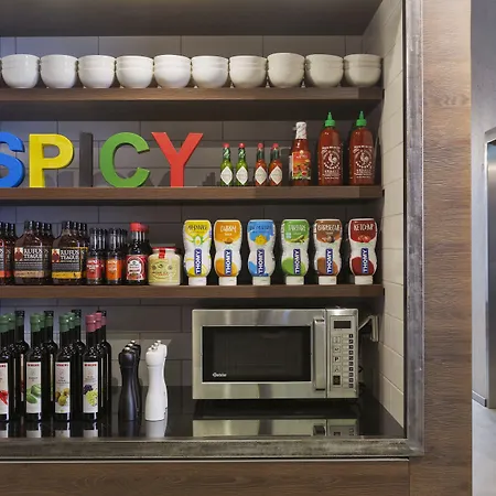 酒店 Moxy