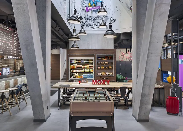 Moxy Hotel